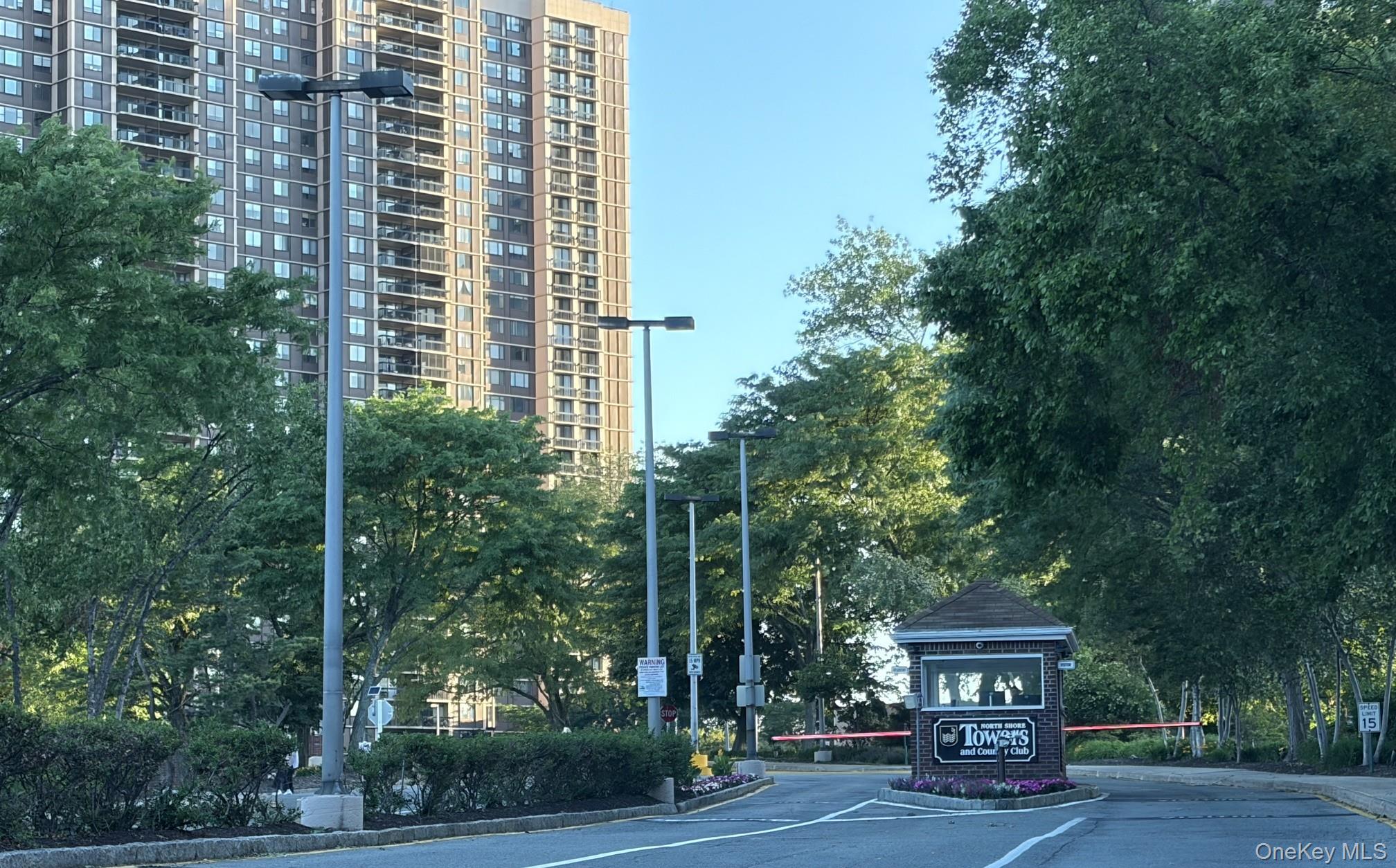 2nd image of 26910 Grand Central Pkwy #28G, New York, NY 11005 | MLS# 1020795