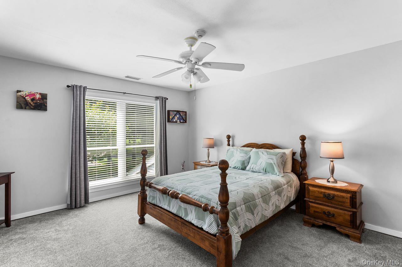 4th image of 17 Lakeview Dr, Brookhaven, NY 11949 | MLS# 1020864