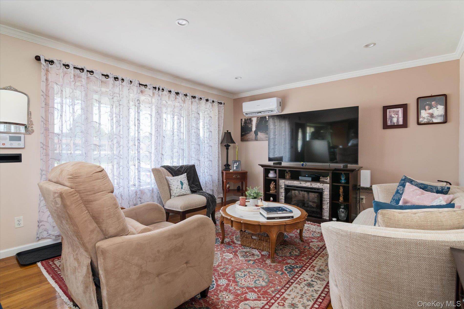 5th image of 34 1St Ave, Oyster Bay, NY 11735 | MLS# 1020868