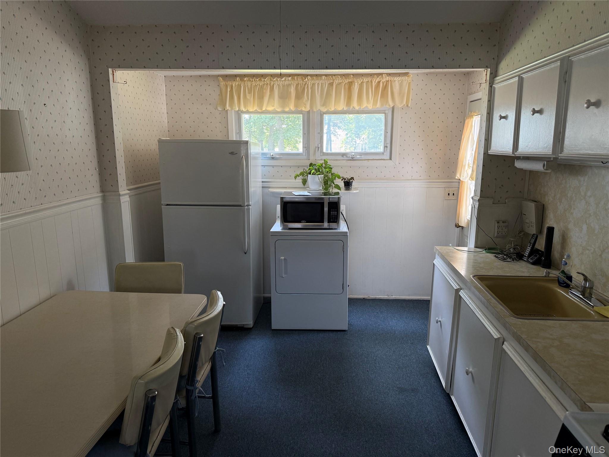2nd image of 4 Sachs St, Bay Shore, NY 11706 | MLS# 1020893