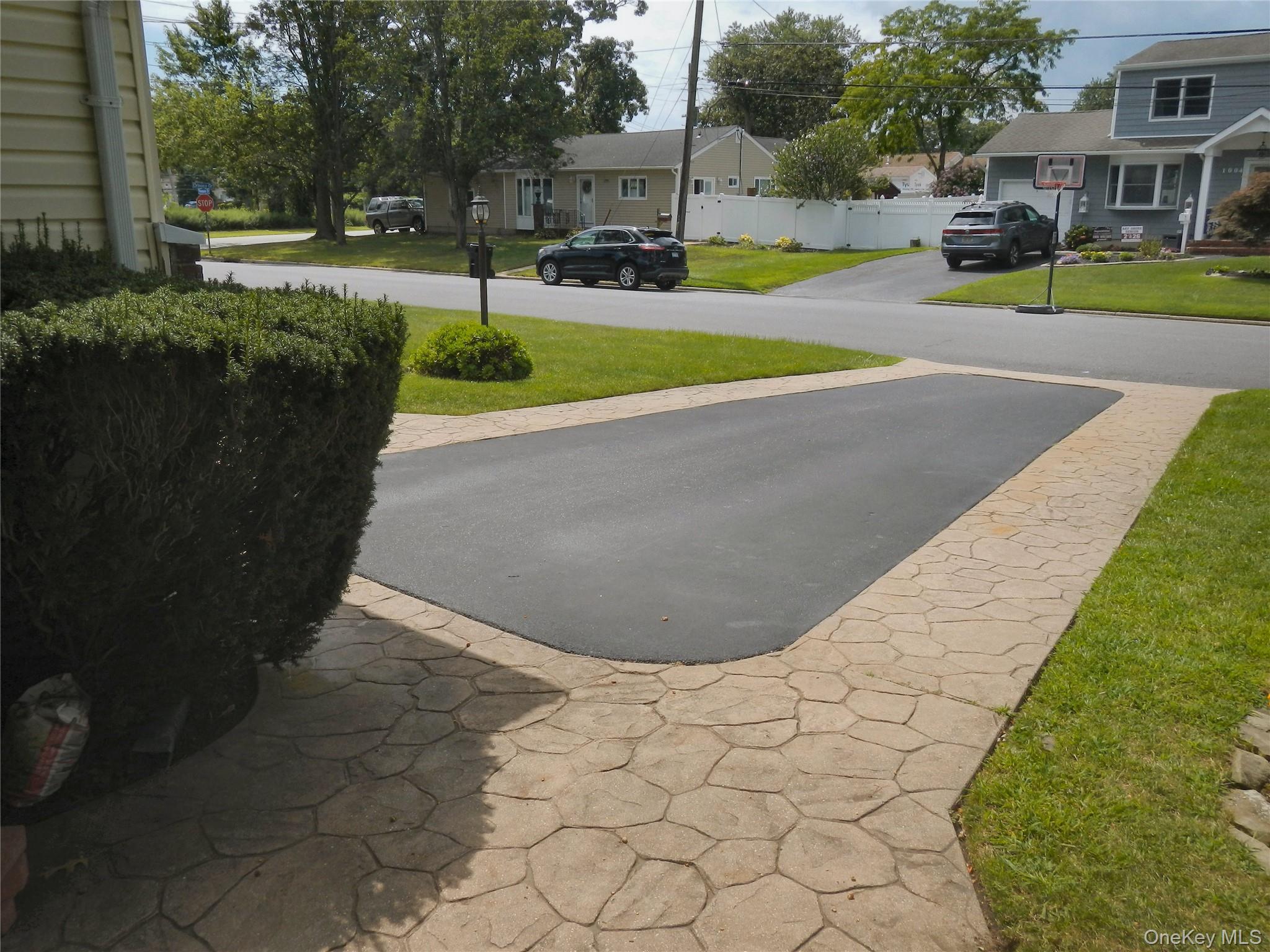5th image of 1005 Thompson Dr, Islip, NY 11706 | MLS# 1020900