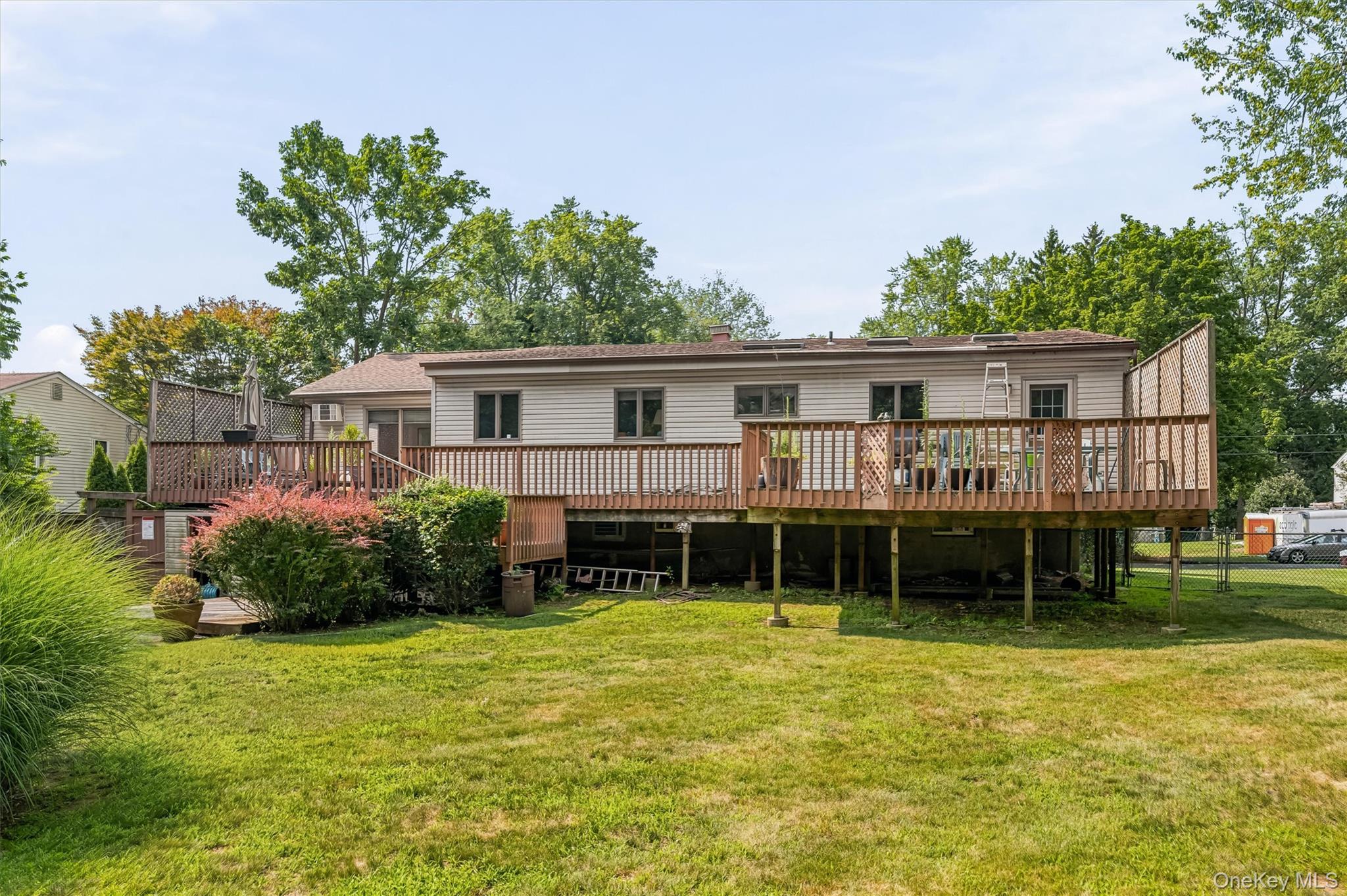 20th image of 11 Louise Dr, West Nyack, NY 10994 | MLS# 1021317