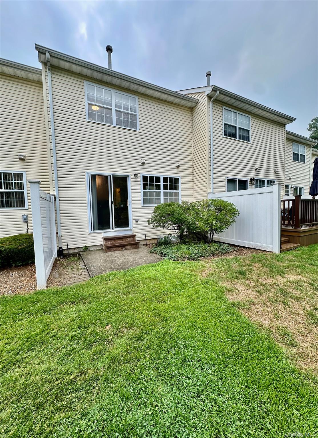 2nd image of 1027 Jerusalem Ave, Hempstead, NY 11553