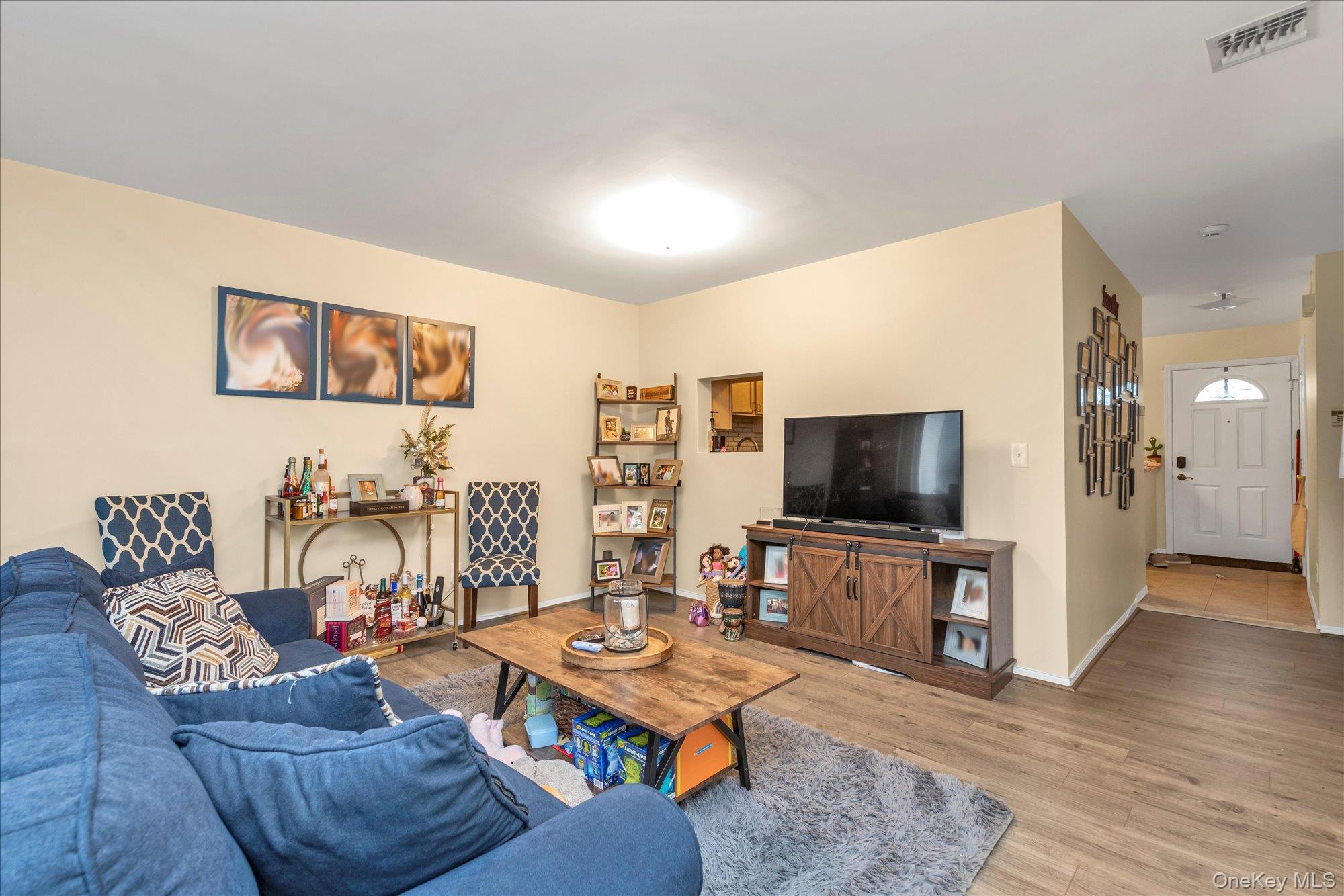 2nd image of 1027 Jerusalem Ave #121, Hempstead, NY 11553 | MLS# 1021481