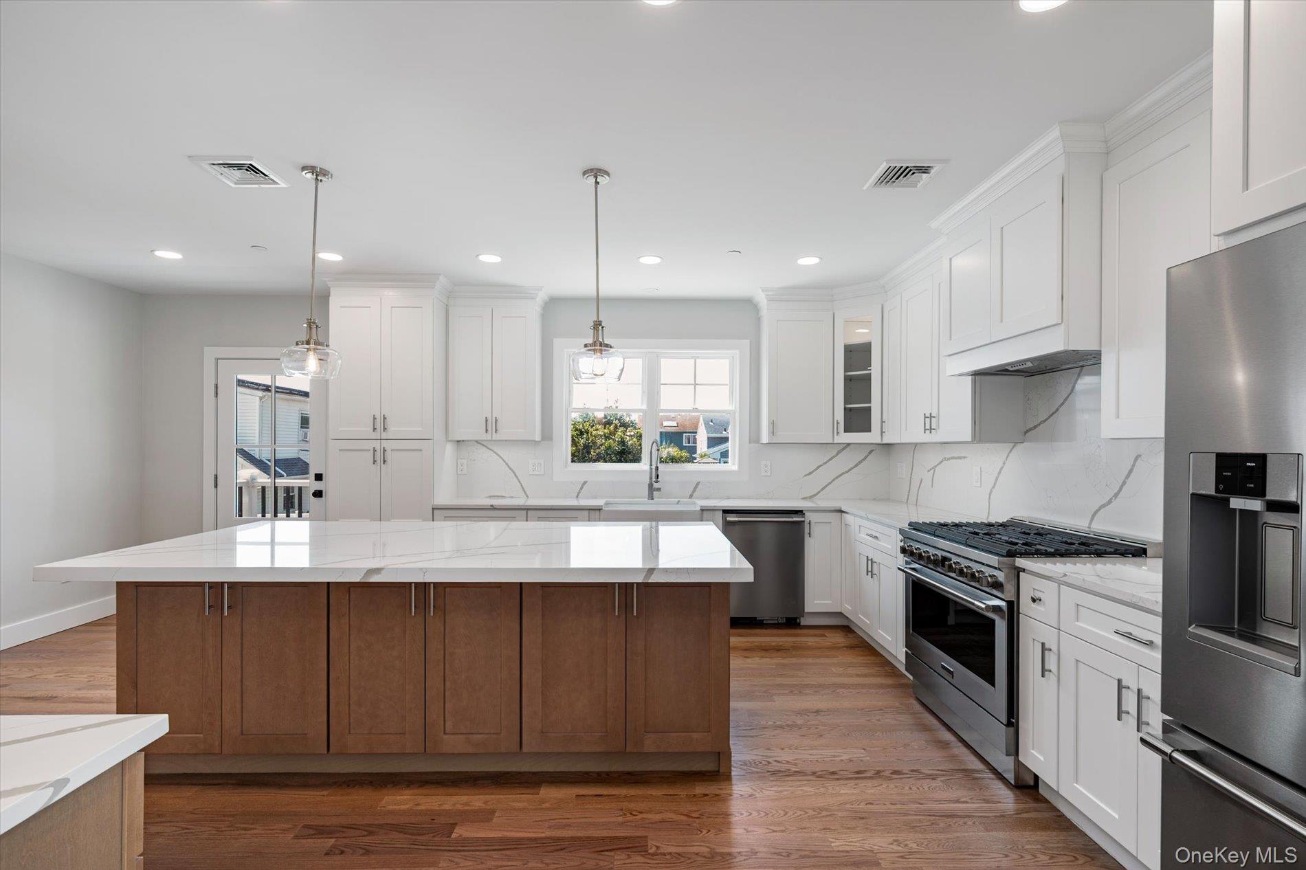 4th image of 21 Island Parkway N, Hempstead, NY 11558 | MLS# 1021725