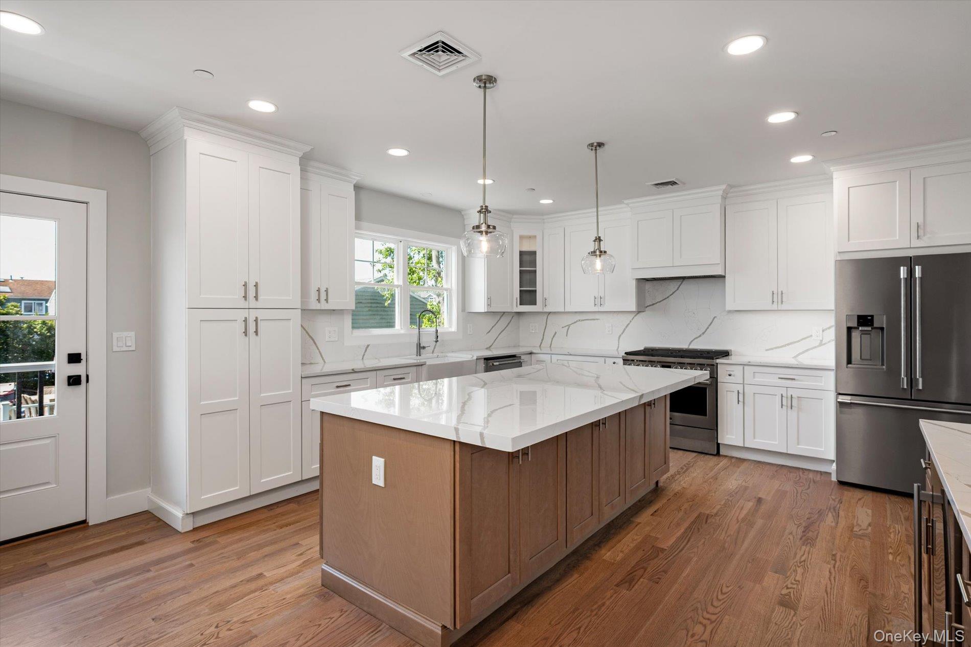 5th image of 21 Island Parkway N, Hempstead, NY 11558 | MLS# 1021725