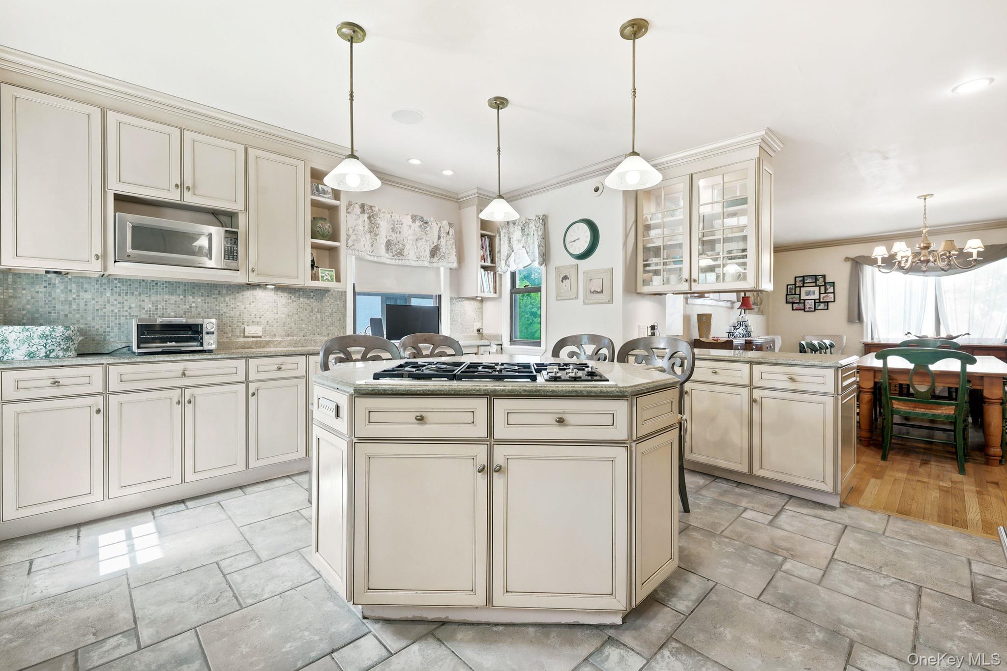 2nd image of 873 James St, Pelham, NY 10803 | MLS# 1021753