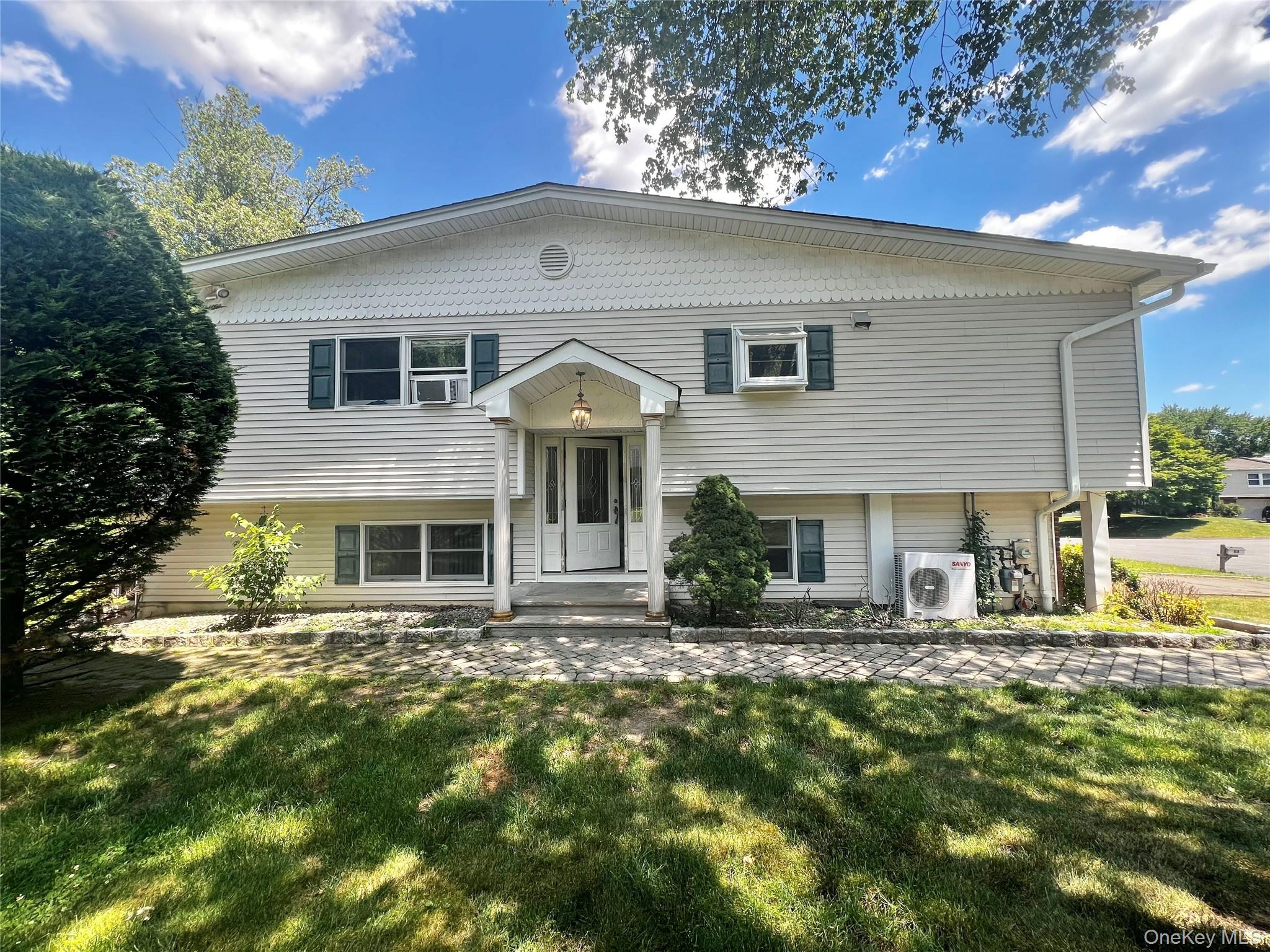 Homes for sale in Clarkstown, NY | 21 Vailshire Cir, Clarkstown, NY 10954 | MLS# 1021774