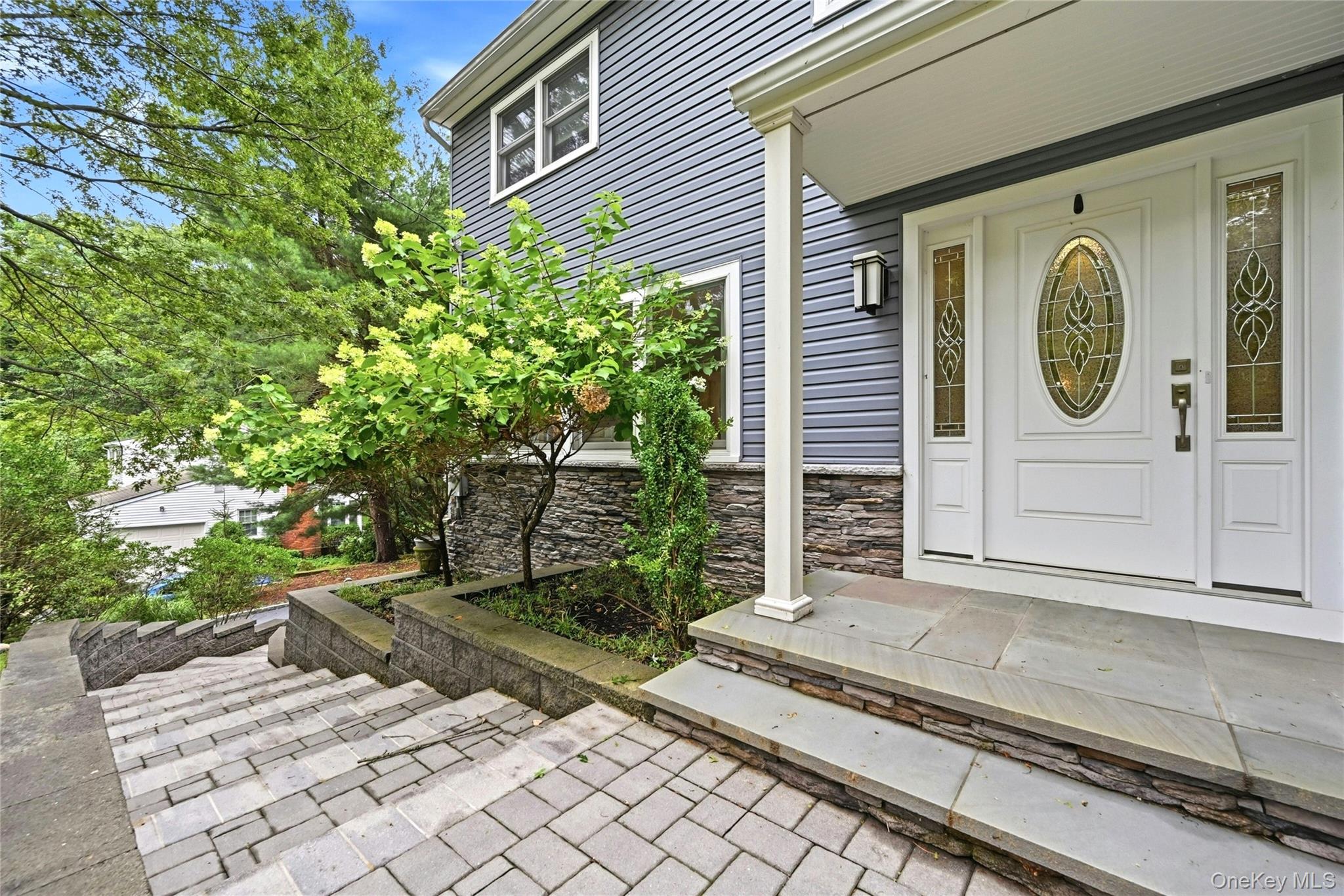 4th image of 135 Oakwood Rd, Brookhaven, NY 11777 | MLS# 1021854