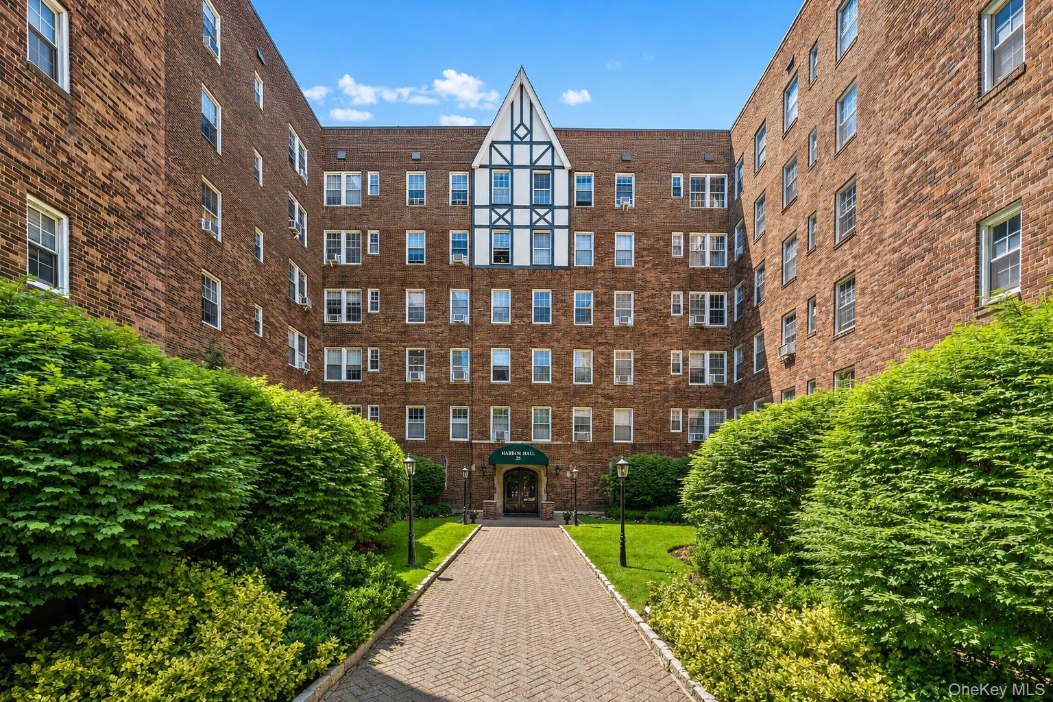 1st image of 25 Parkview Ave #3A, Bronxville, NY 10708 | MLS# 1021874