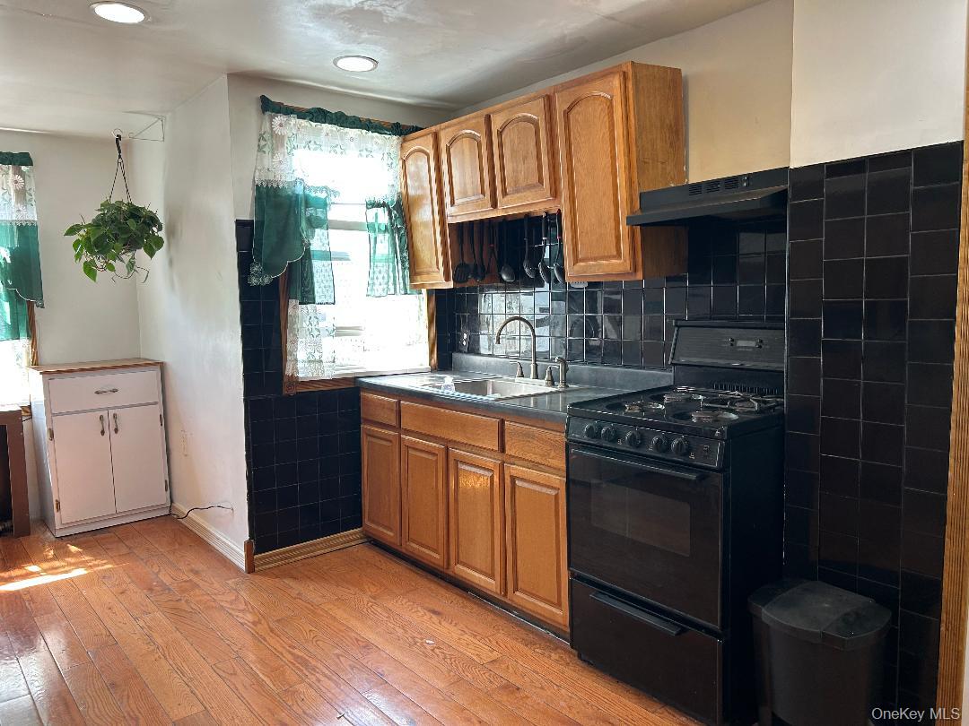 2nd image of 111 58 131st St, New York, NY 11420 | MLS# 1021890
