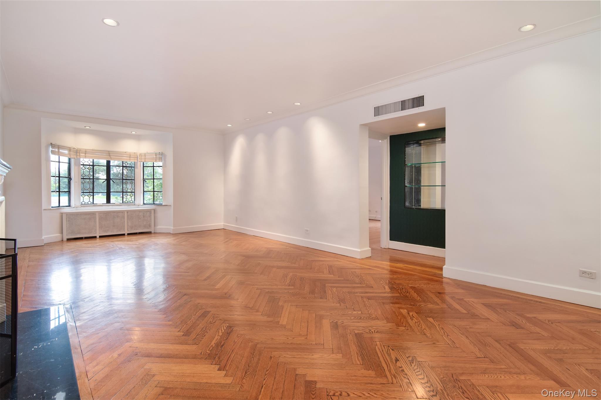 2nd image of 915 Wynnewood Rd #A3, Pelham, NY 10803 | MLS# 1021904