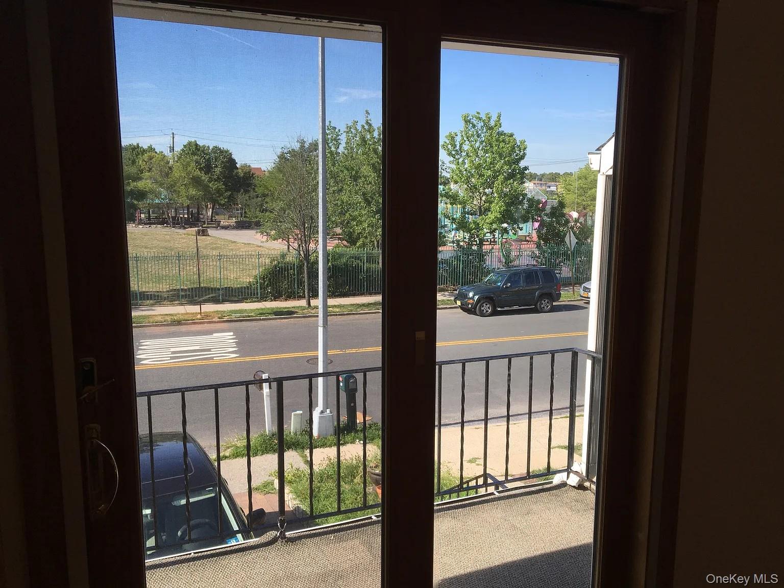 5th image of 241 Regis Dr, New York, NY 10314 | MLS# 1022096