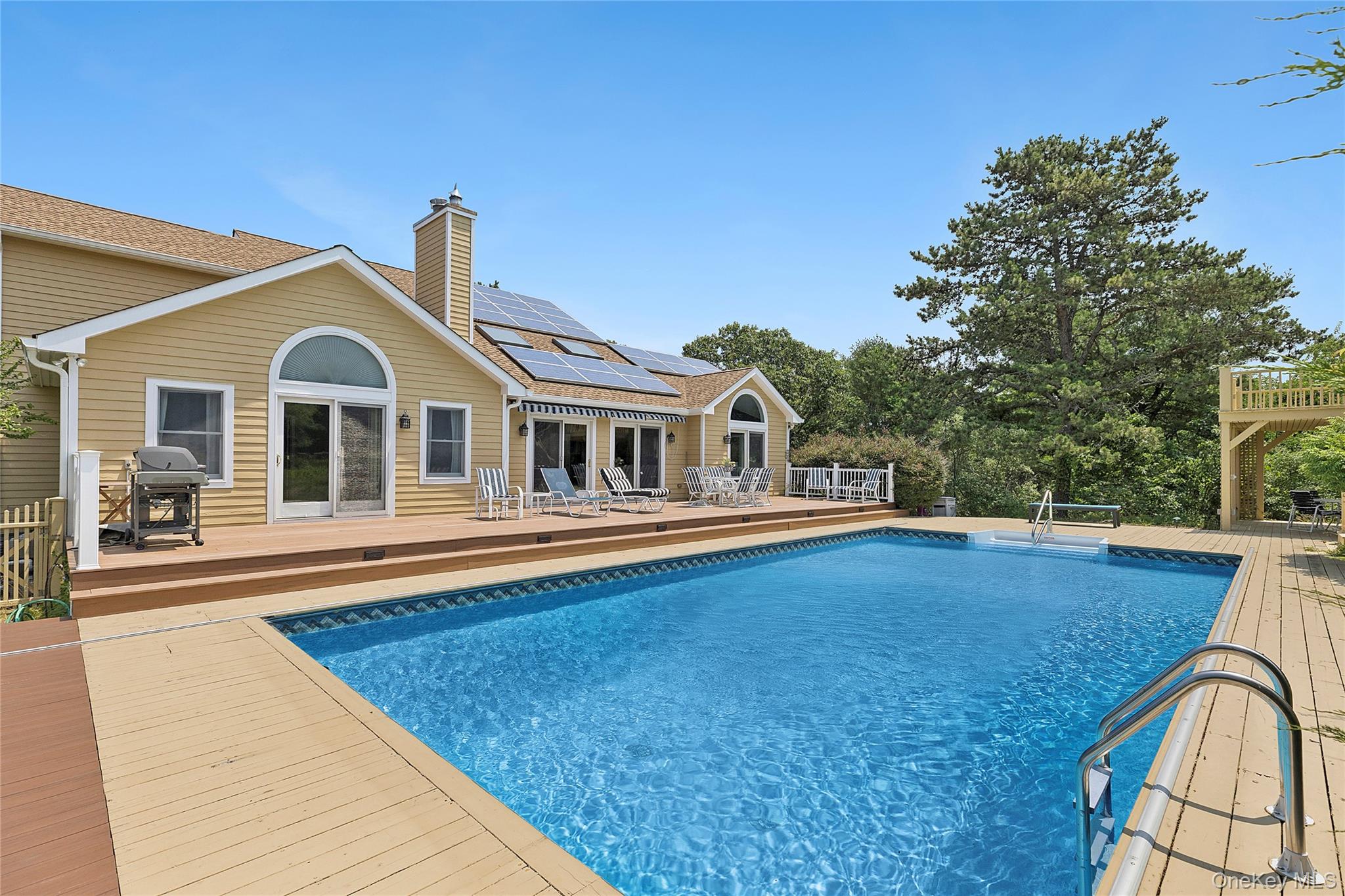4th image of 3 Chivas Ct, Southampton, NY 11968 | MLS# 1022236
