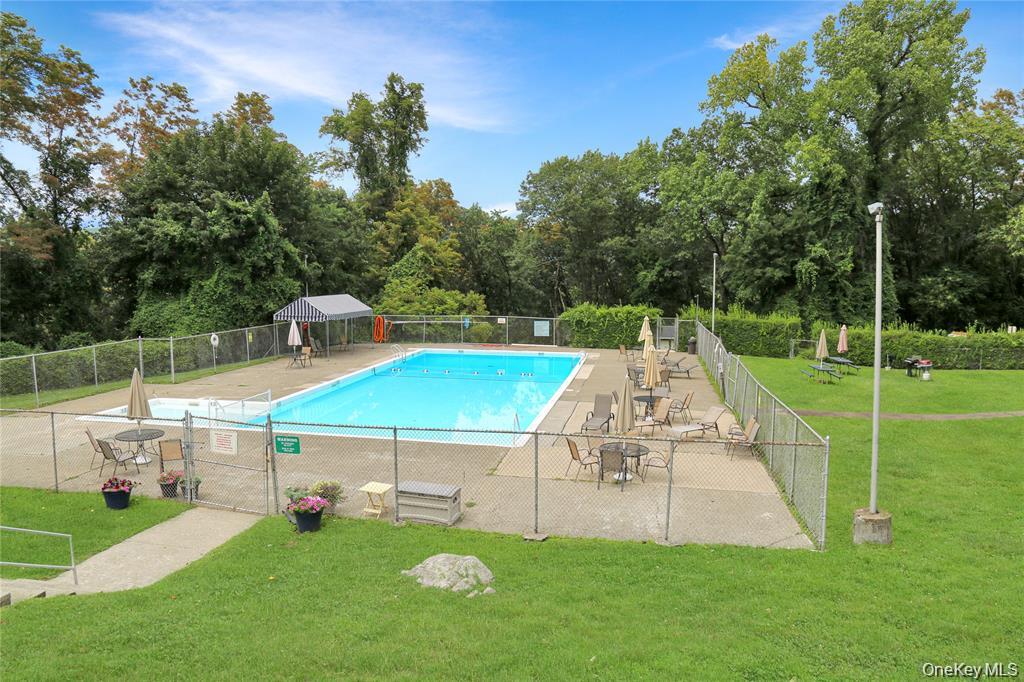 30th image of 1 Lakeview Dr #6S, Peekskill, NY 10566 | MLS# 1022399