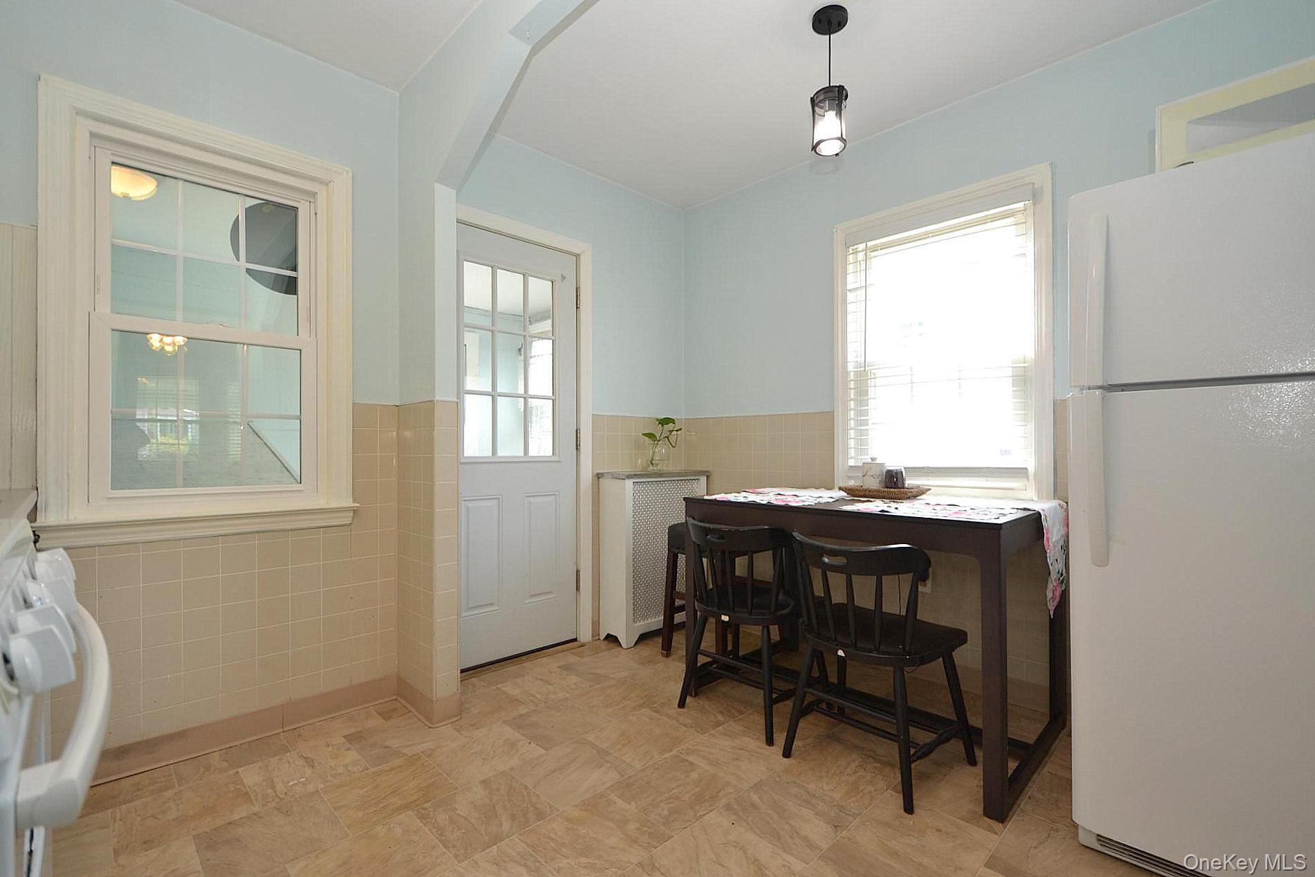 4th image of 418 Asharoken Blvd, Islip, NY 11706 | MLS# 1022416