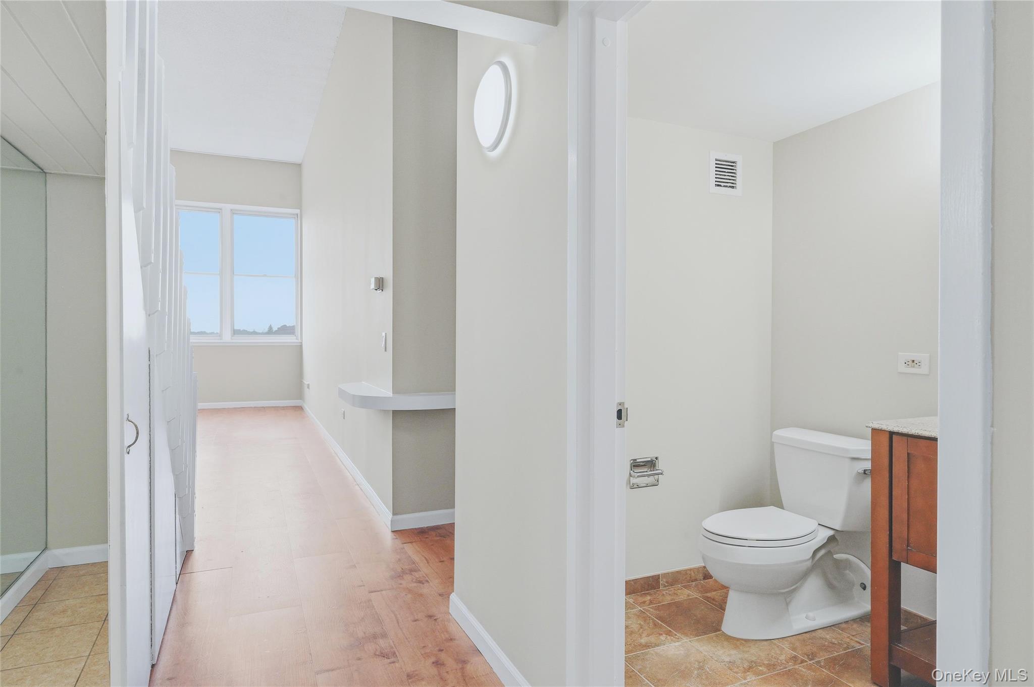 4th image of 1 Landmark Sq #405, Rye Town, NY 10573 | MLS# 1022433