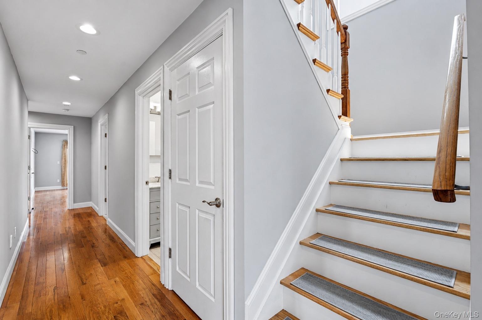 3rd image of 762 Pecan St, Babylon, NY 11757 | MLS# 1022447