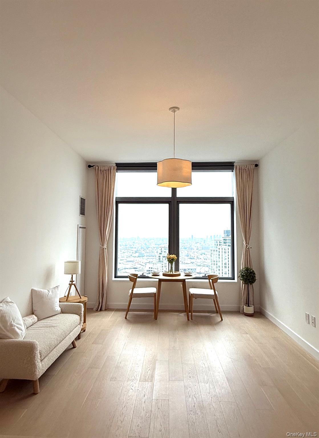 3rd image of Skyline Tower, New York, NY 11101