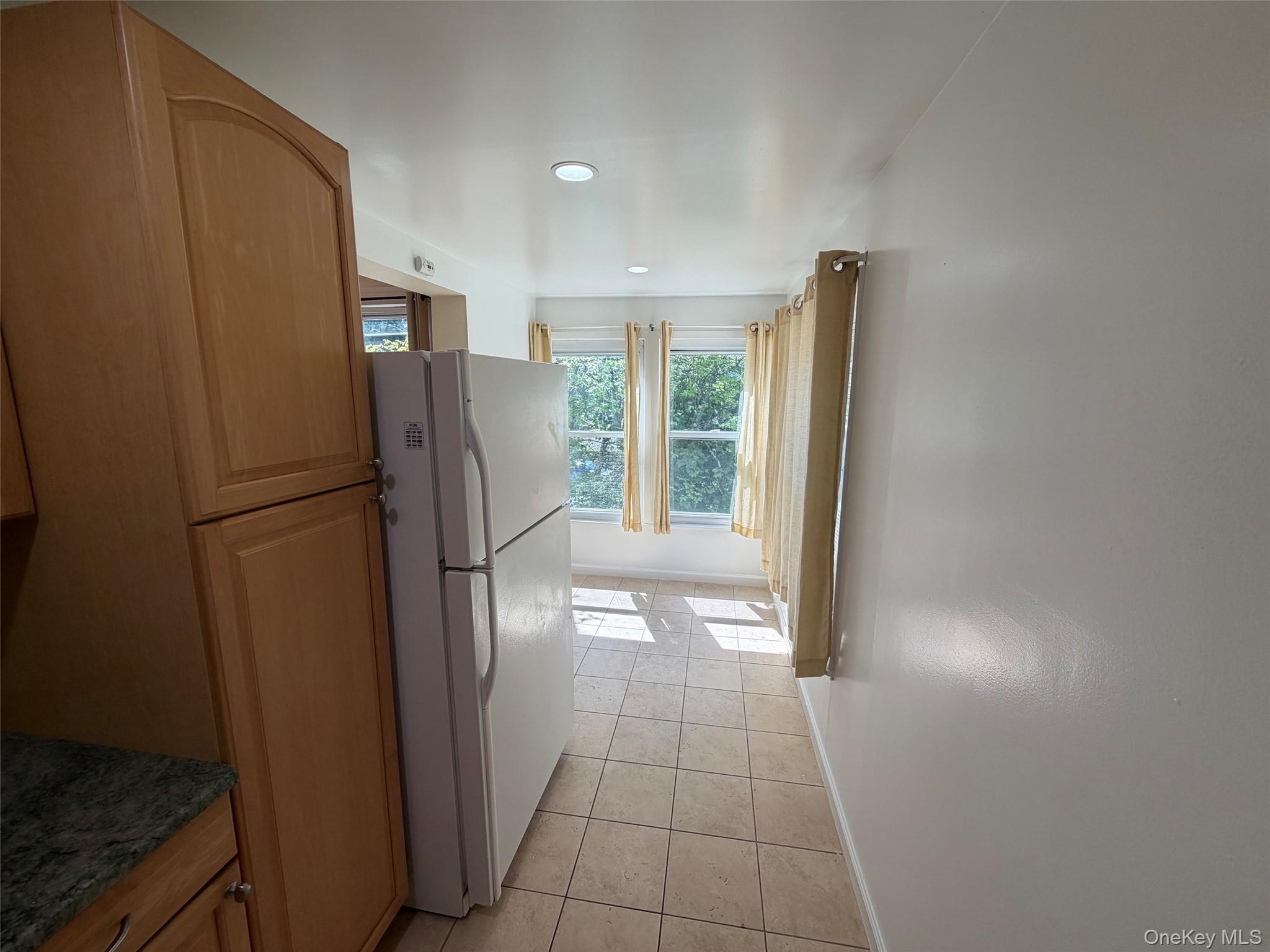 5th image of 124 Pelhamdale Ave, Pelham, NY 10803