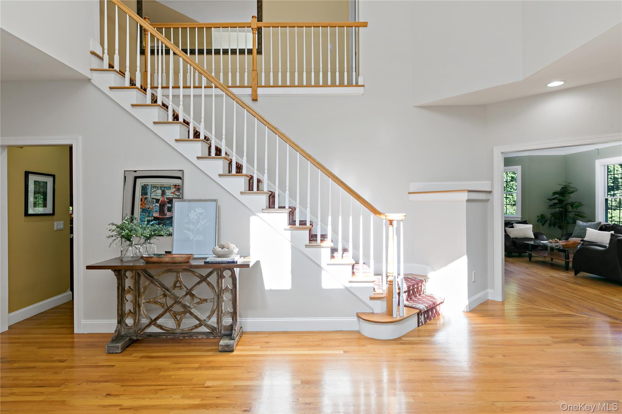 3rd image of 1985 Hunterbrook Rd, Yorktown Heights, NY 10598 | MLS# 1022836