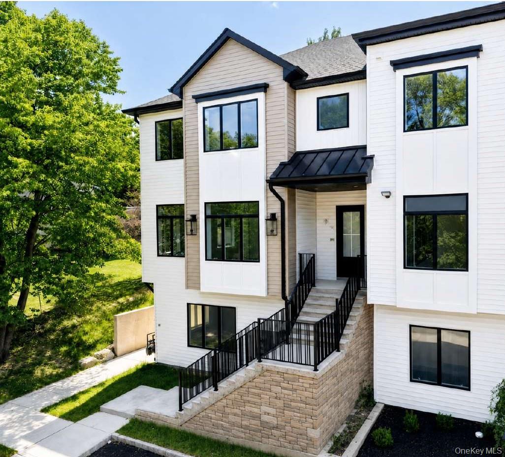 2nd image of 32 Virginia Ave #101, Monroe, NY 10950 | MLS# 1022979