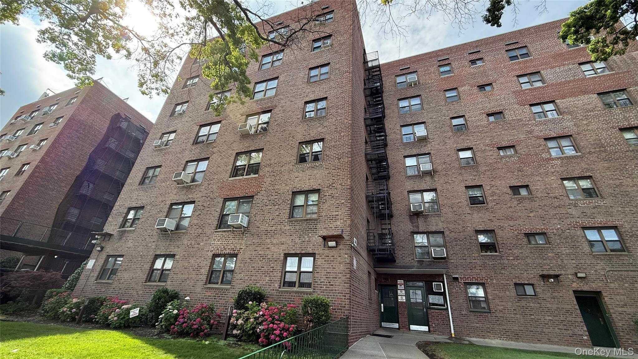 5th image of The Alpine, New York, NY 11423