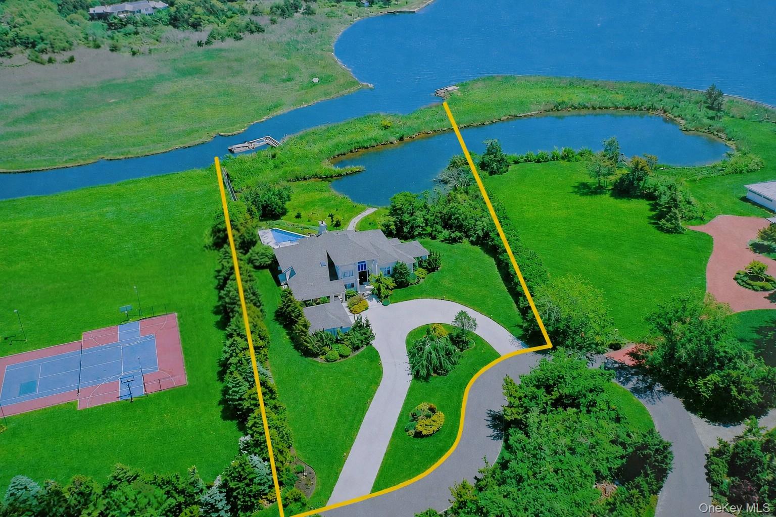 34th image of 18 Pine Tree Ln, Southampton, NY 11977 | MLS# 1023018