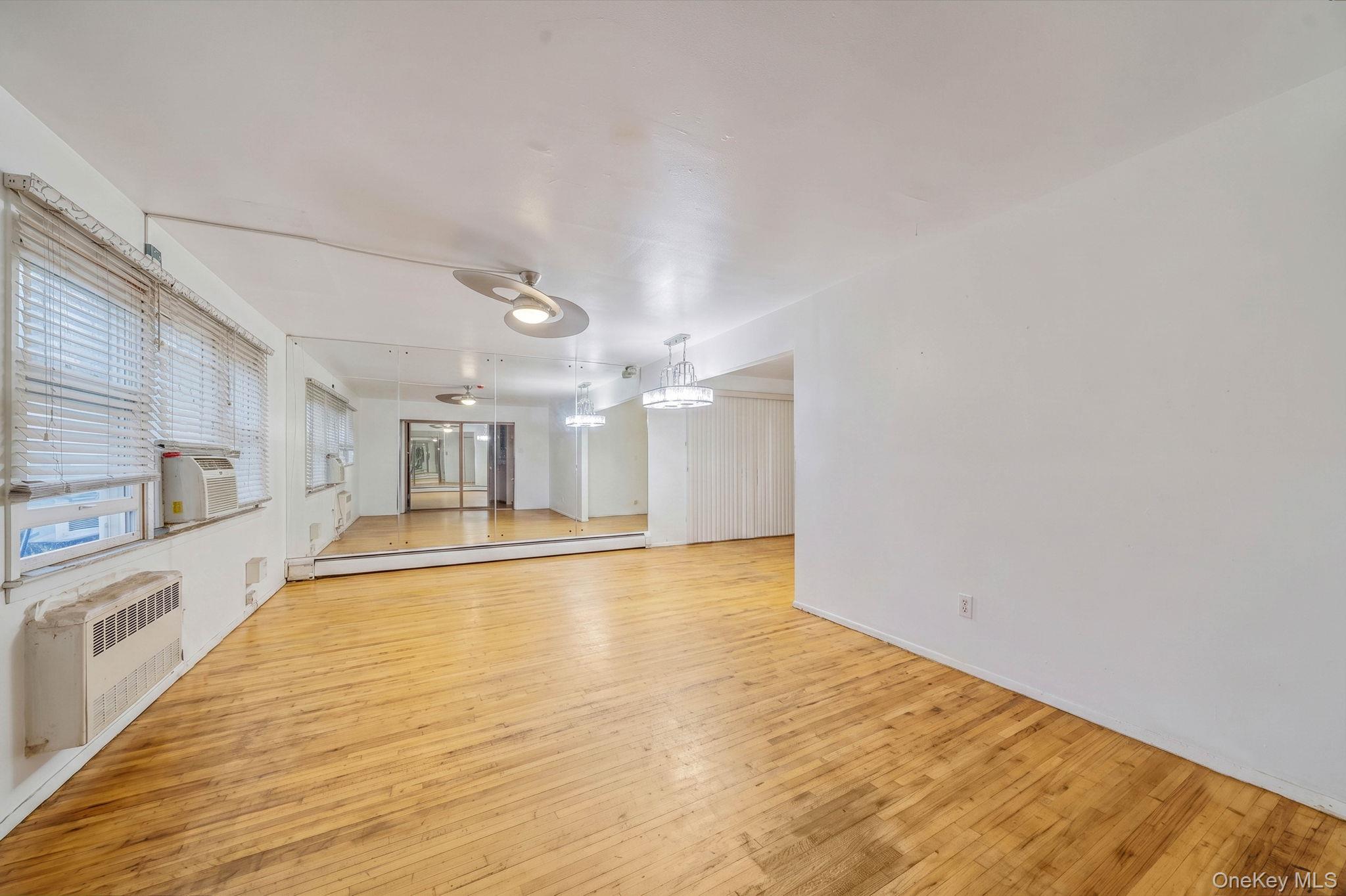 5th image of 919 E 99Th St, New York, NY 11236 | MLS# 1023064
