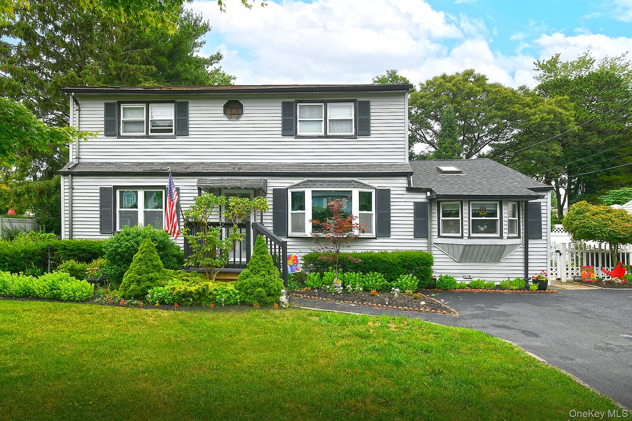 1st image of 11 Bonnybill Dr, Brookhaven, NY 11720 | MLS# 1023083