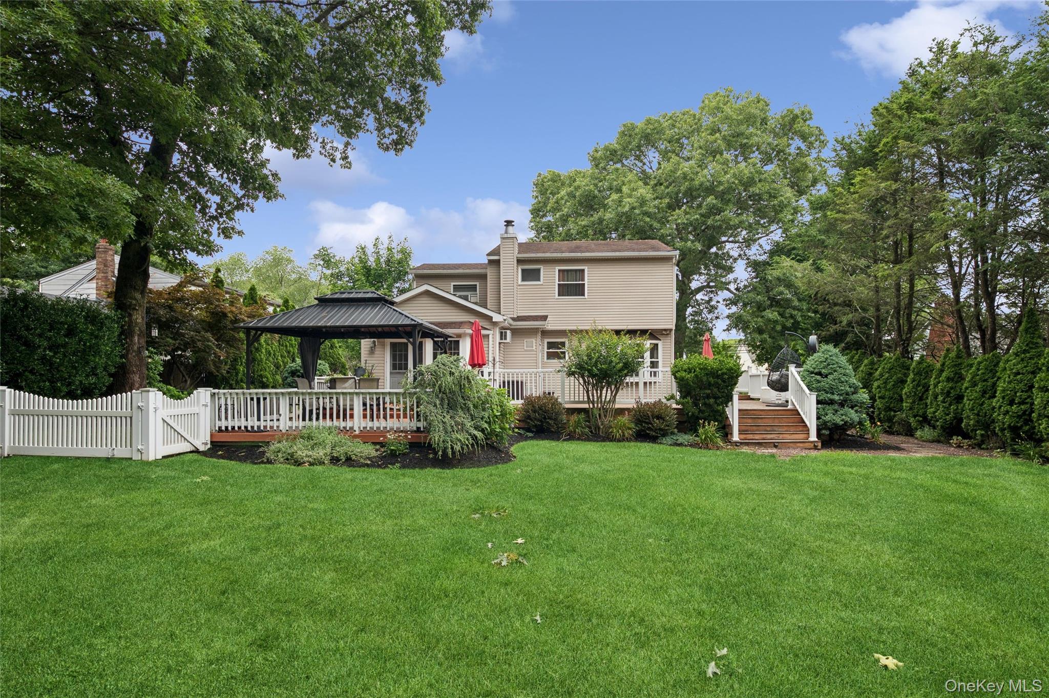 2nd image of 36 Champlin St, Brookhaven, NY 11779 | MLS# 1023306