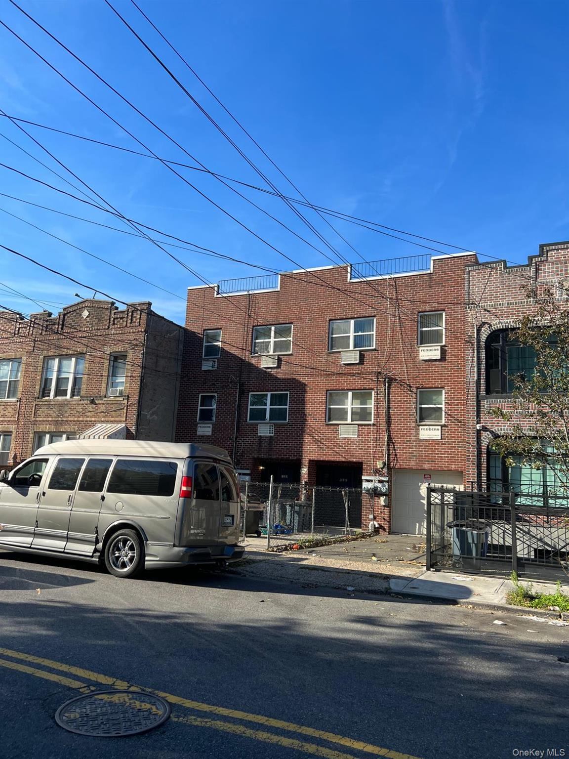 3rd image of 1395 Sutter Ave, Brooklyn, NY 11208 | MLS# 1023342