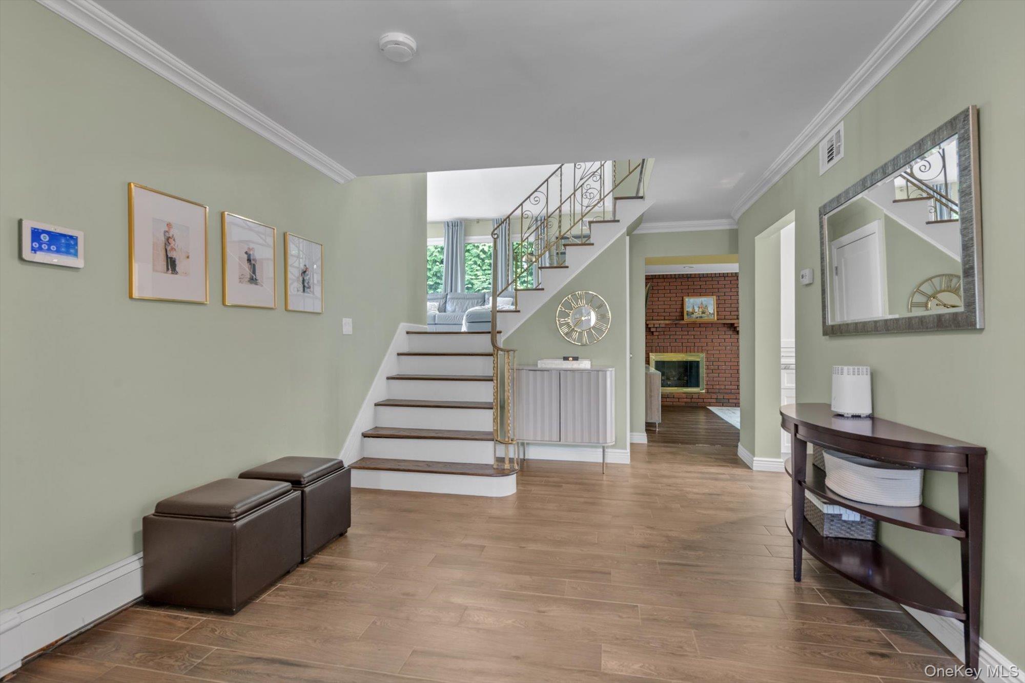 4th image of 2 Madison Ave, Oyster Bay, NY 11753 | MLS# 1023387