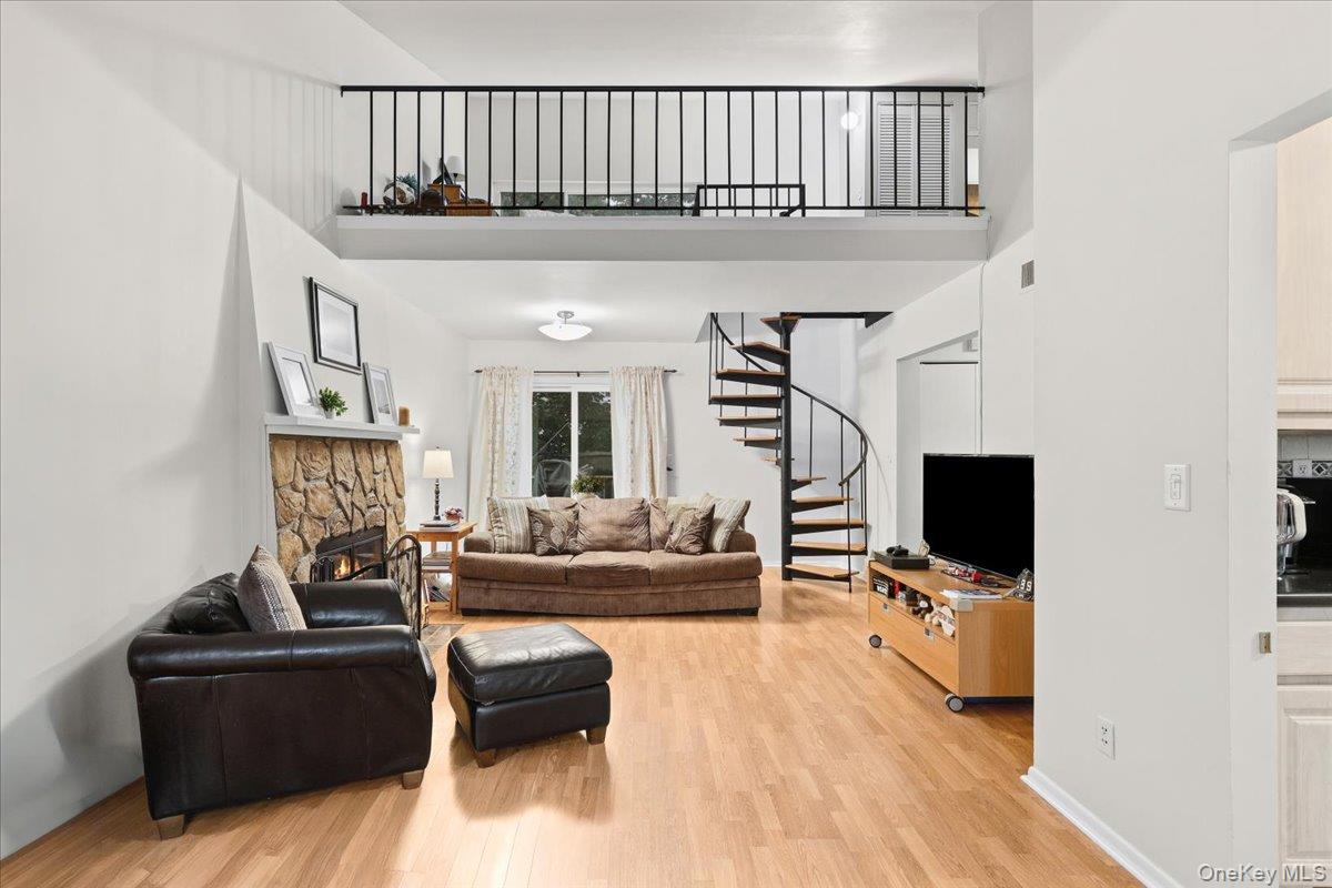 2nd image of 208 Harris Rd #GB3, Bedford Hills, NY 10507 | MLS# 1023493