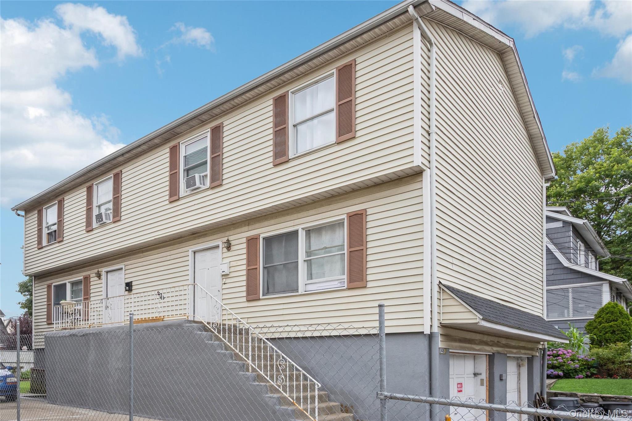 Homes for sale in New Rochelle, NY | 148 Lincoln Ave, New Rochelle, NY 10801 | MLS# 1023498