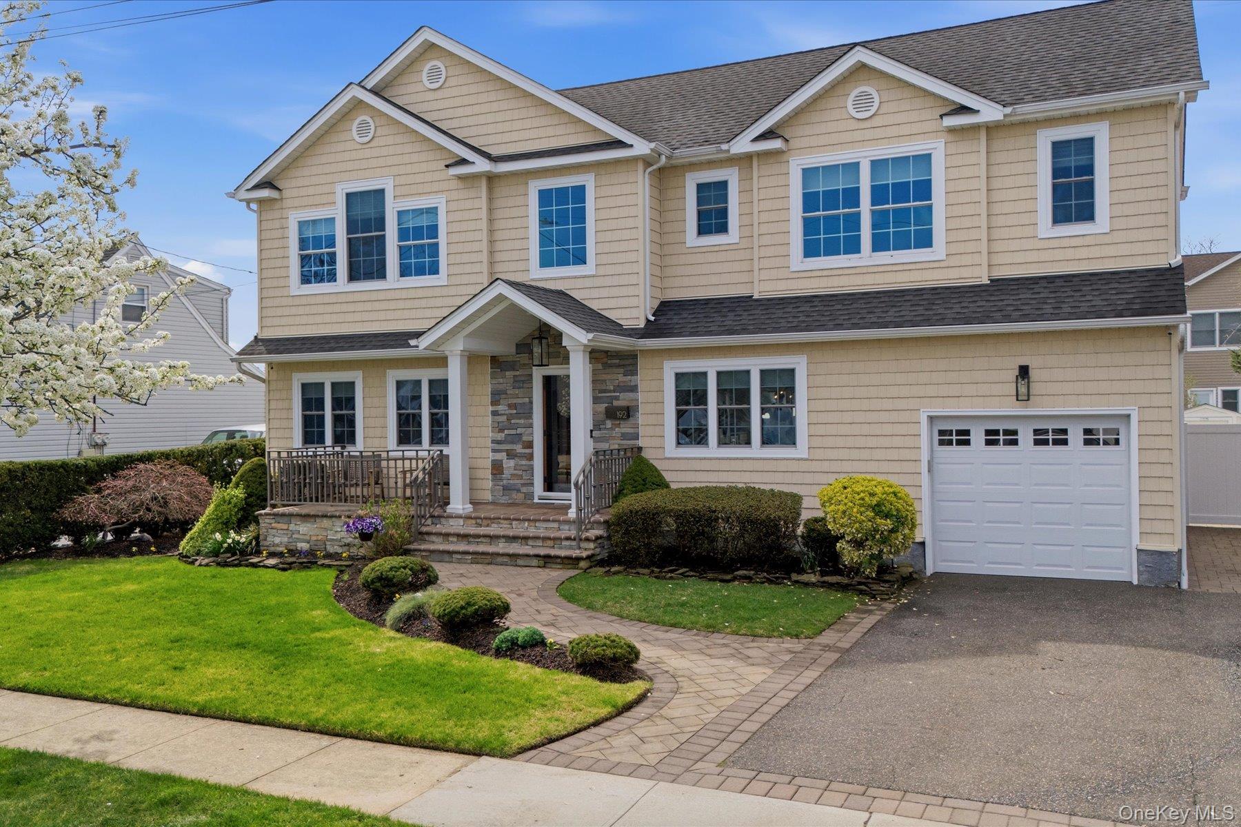 1st image of 192 N Chestnut St, Oyster Bay, NY 11758 | MLS# 1023505