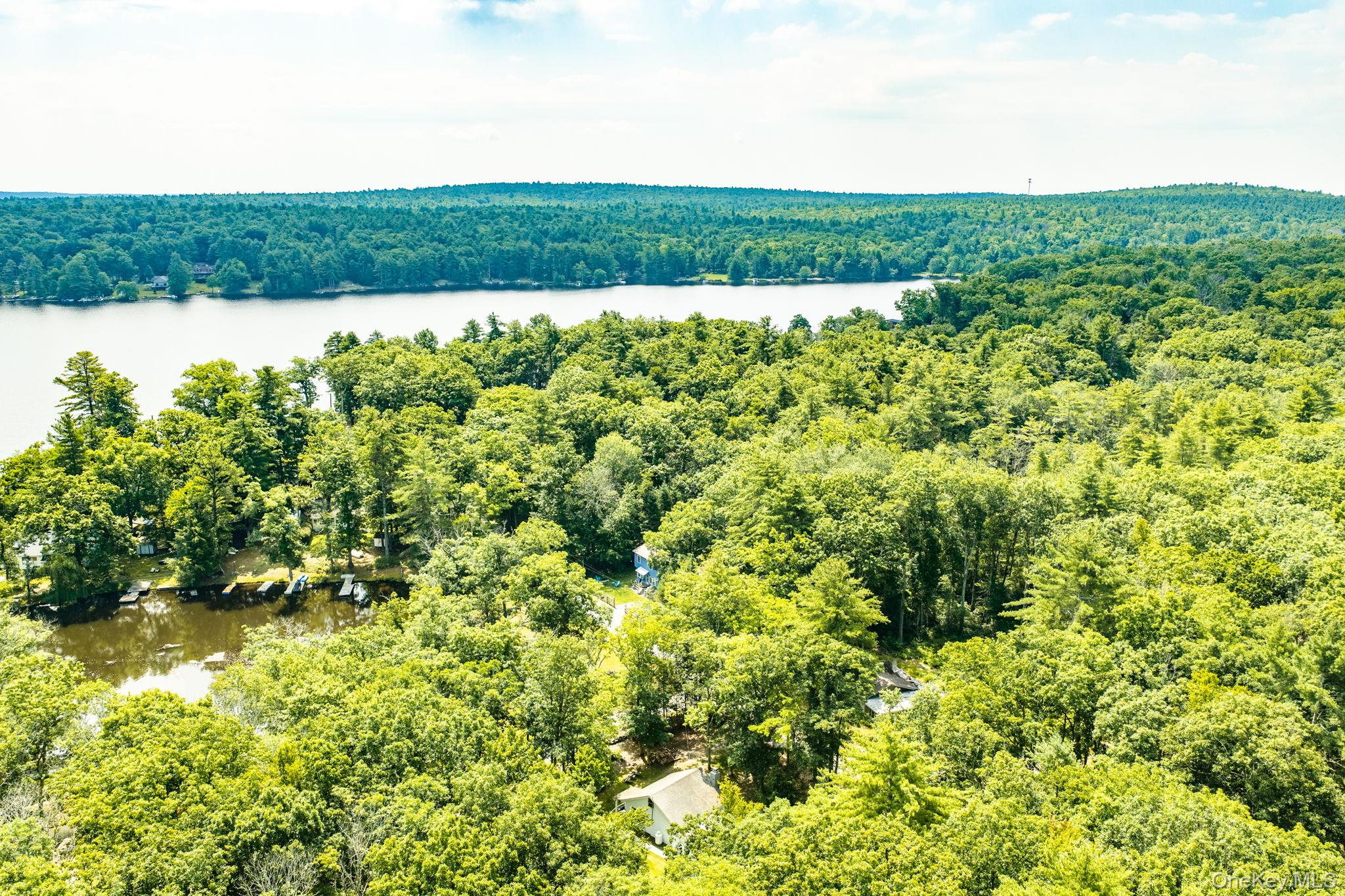 Homes for sale in Lumberland, NY | 179 W Mohican Trl, Lumberland, NY 12737 | MLS# 1023645