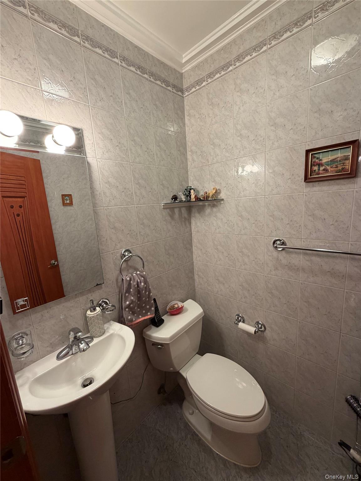 2nd image of 6411 99th St, Rego Park, NY 11374