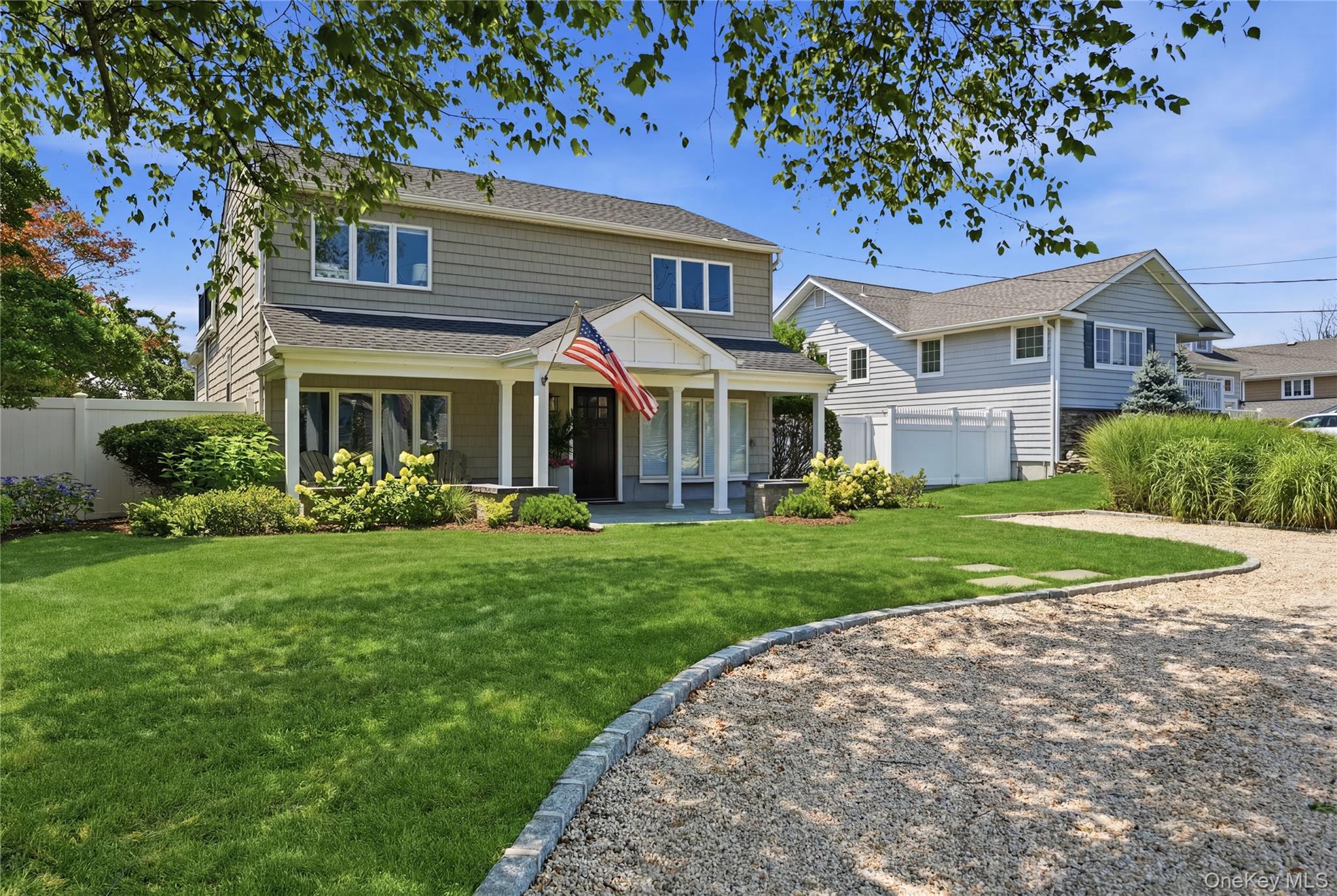 2nd image of 240 Eaton Ln, West Islip, NY 11795 | MLS# 1023915