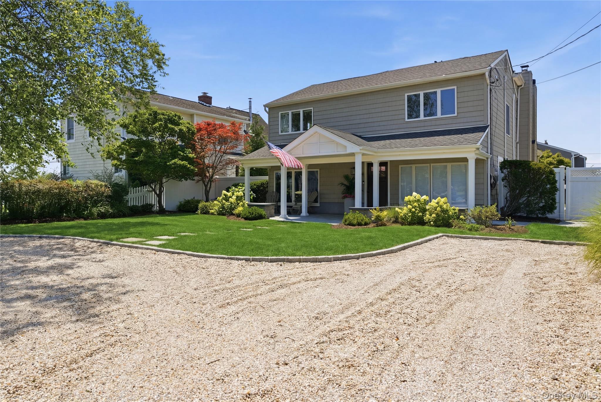 3rd image of 240 Eaton Ln, West Islip, NY 11795 | MLS# 1023915
