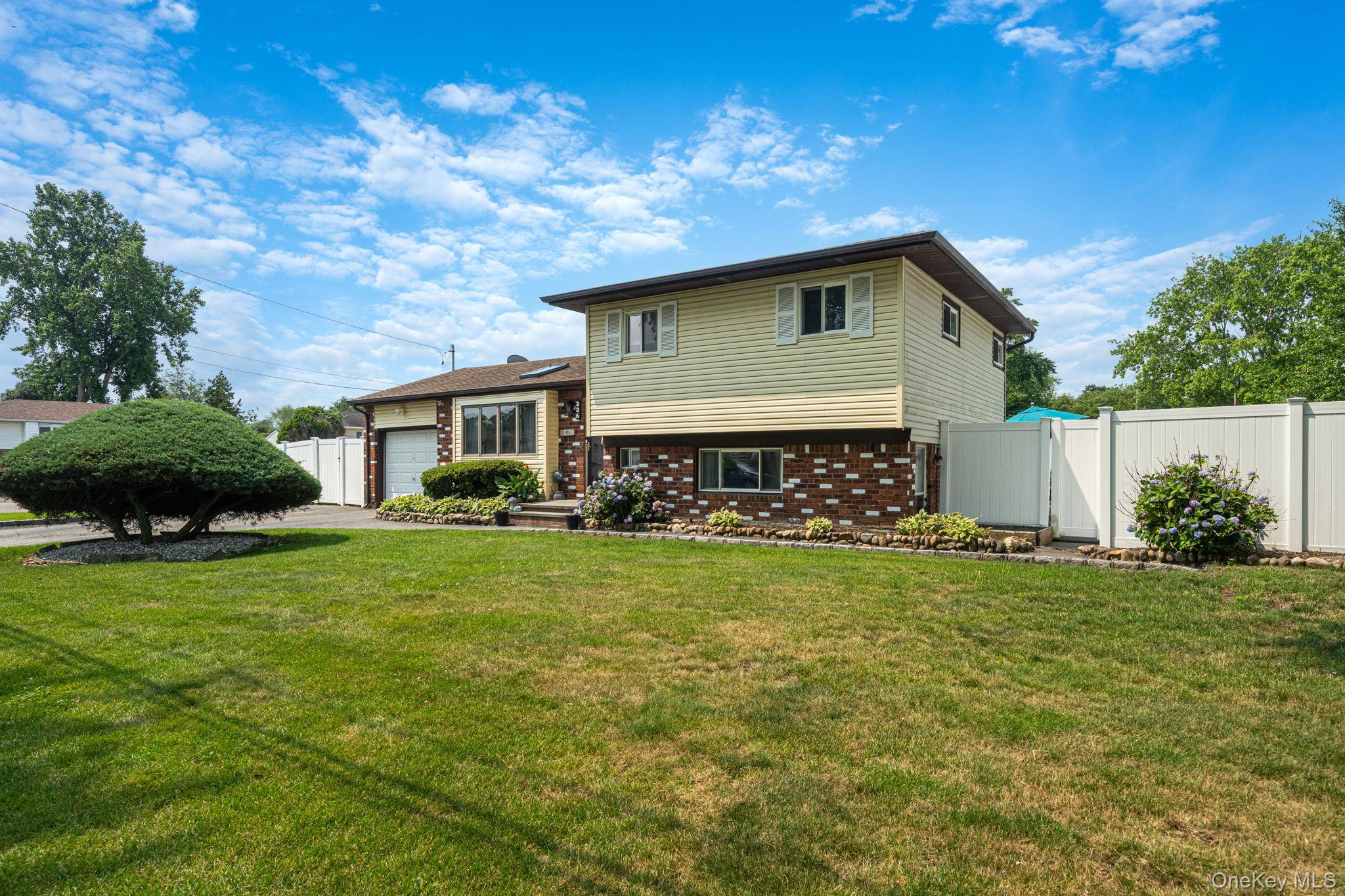 1st image of 336 W 23rd St, Babylon, NY 11729 | MLS# 1023928