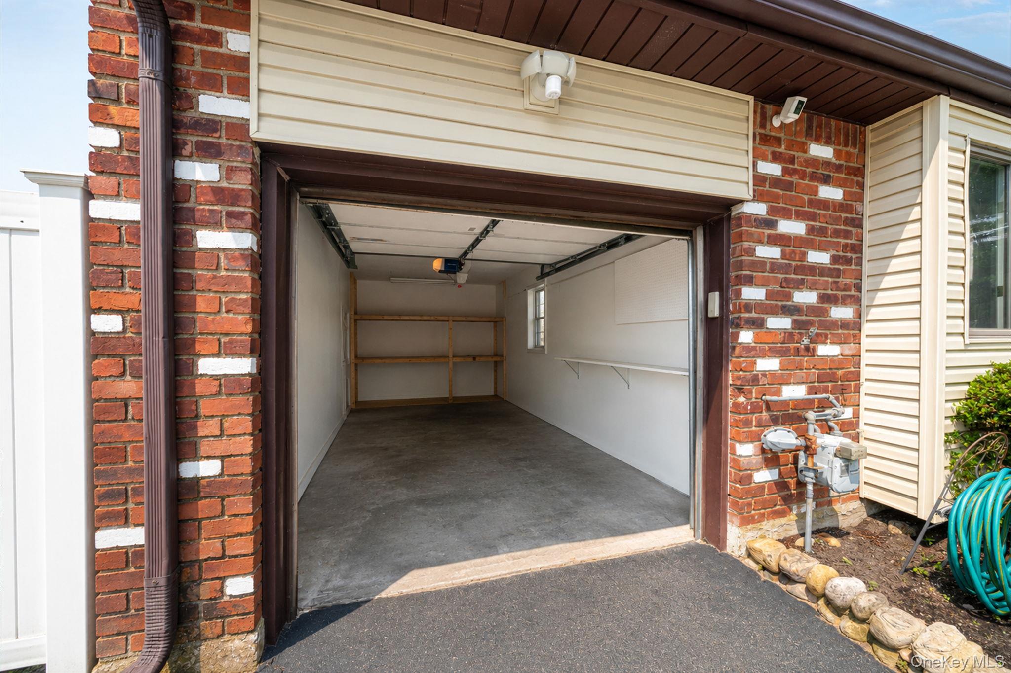 28th image of 336 W 23rd St, Babylon, NY 11729 | MLS# 1023928