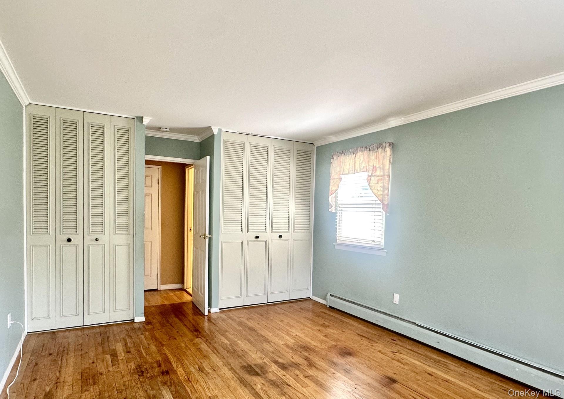 2nd image of 3922 Wilshire Ln, Islip, NY 11796