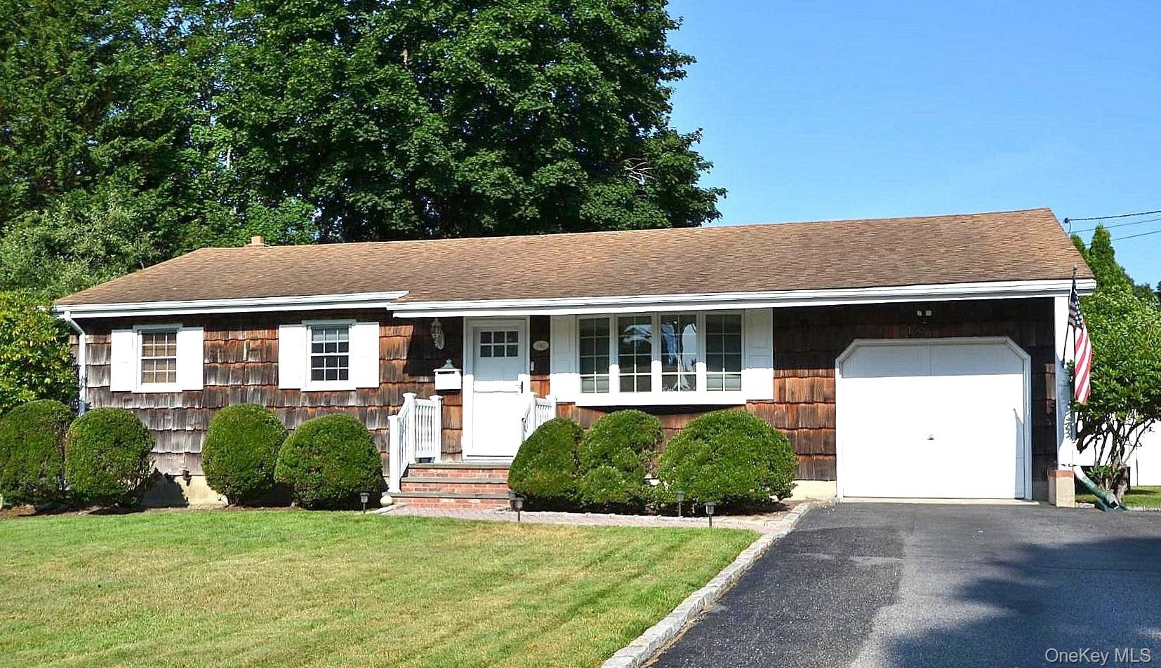 1st image of 190 Pine Neck Ave, Brookhaven, NY 11772 | MLS# 1024074