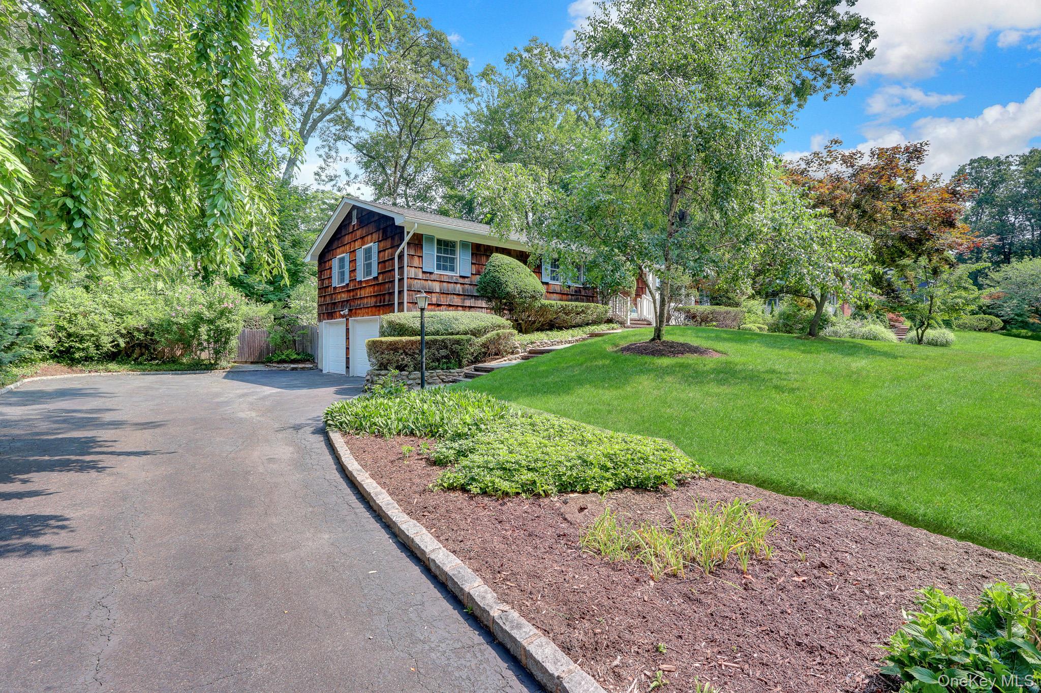 1st image of 9 Pleasant Dr, Brookhaven, NY 11733 | MLS# 1024174