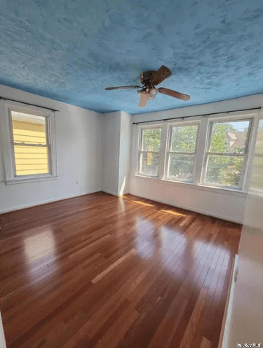 3rd image of 15013 118Th Ave, New York, NY 11434 | MLS# 1024237