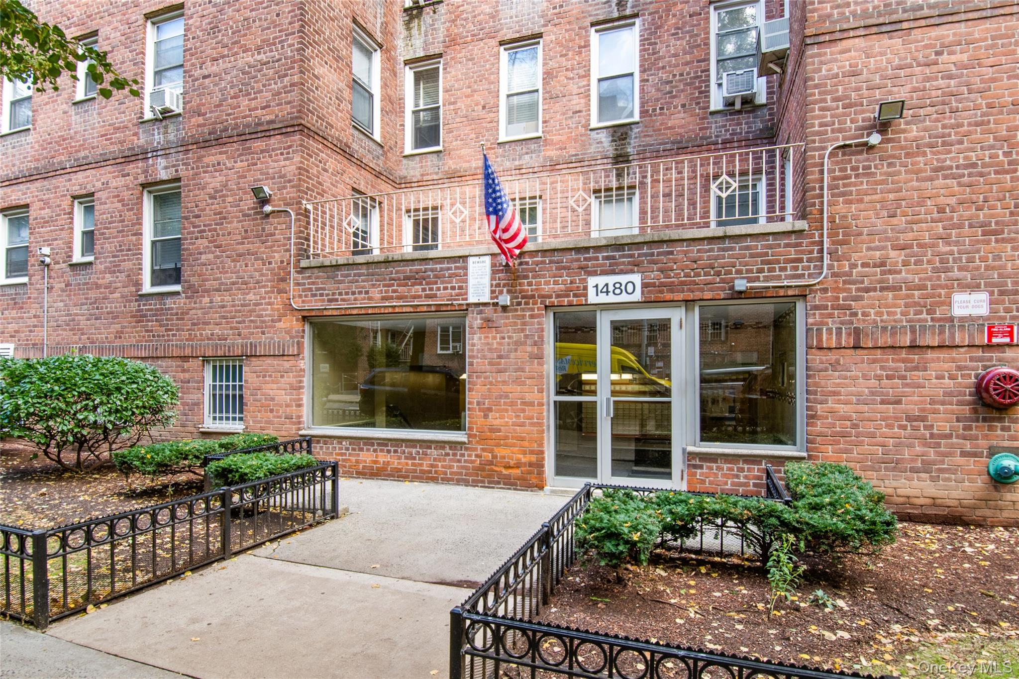 14th image of 1480 Thieriot Ave #5M, New York, NY 10460 | MLS# 1024252