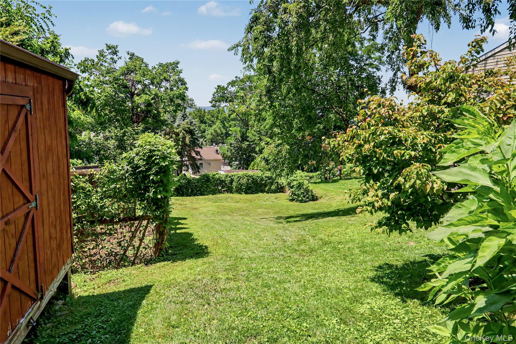 Homes for sale in Ossining, NY | 33 Cedar Ln, Ossining, NY 10562 | MLS# 1024303