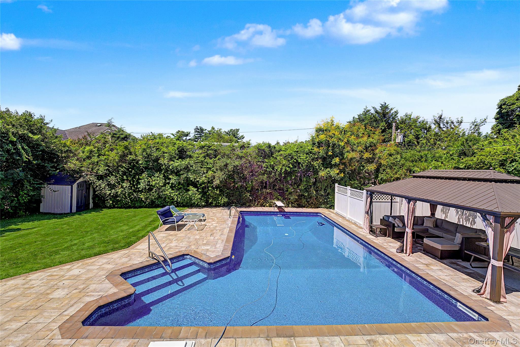 2nd image of 9 Cortland Ave, Oyster Bay, NY 11753 | MLS# 1024311