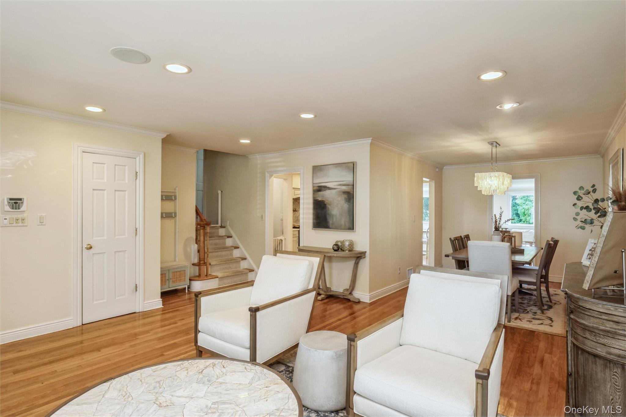 4th image of 17 Duncan Ln, Halesite, NY 11743 | MLS# 1024322